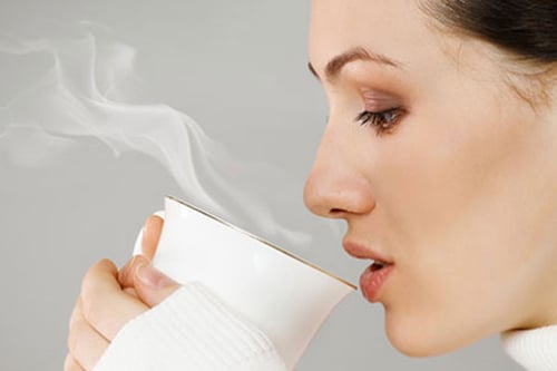 thói quen gây hại vào buổi sáng