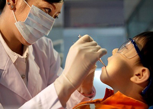 sai lầm khi chữa hóc xương cá