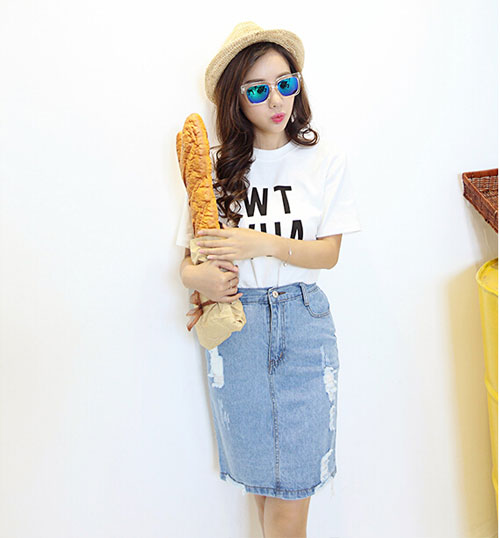 Chân váy denim - phong cách nổi bật dành cho cô nàng mùa thu