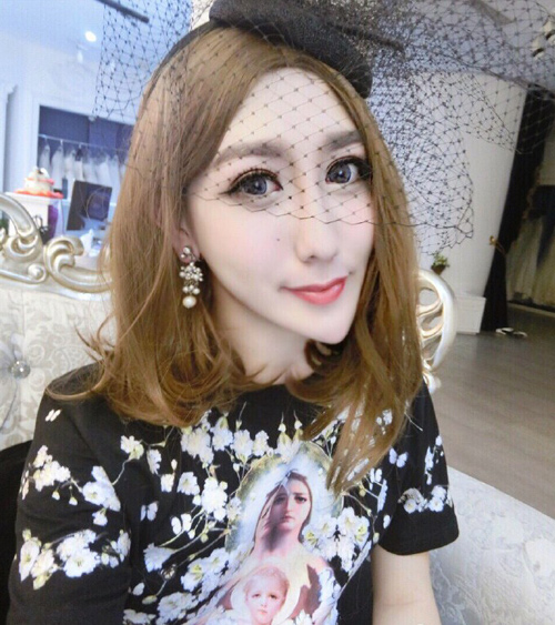 dị nhân giả gái