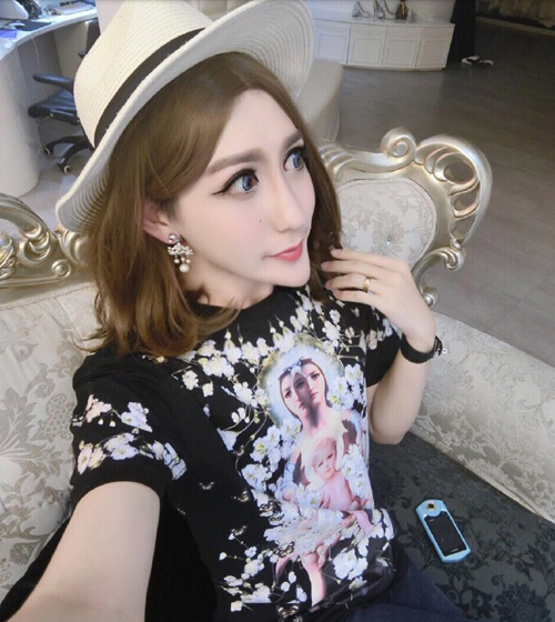 dị nhân giả gái