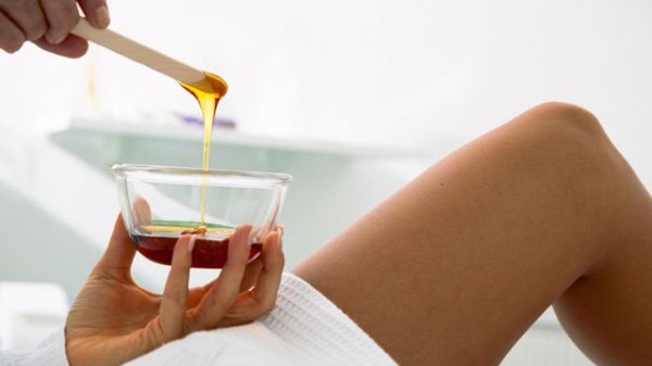 viêm da tẩy lông vùng kín