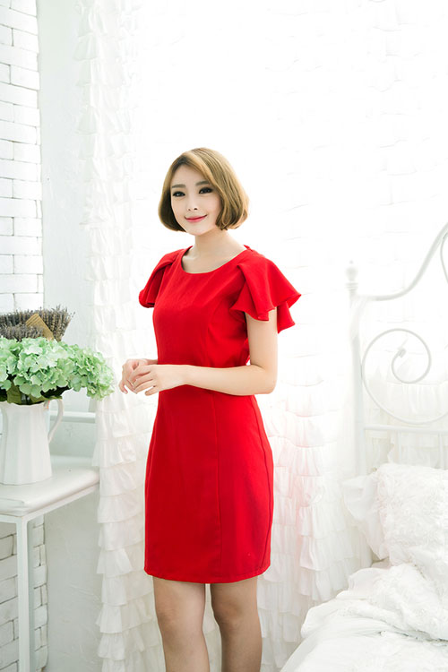 Những mẫu váy đỏ nữ tính, quyến rũ cho phái đẹp