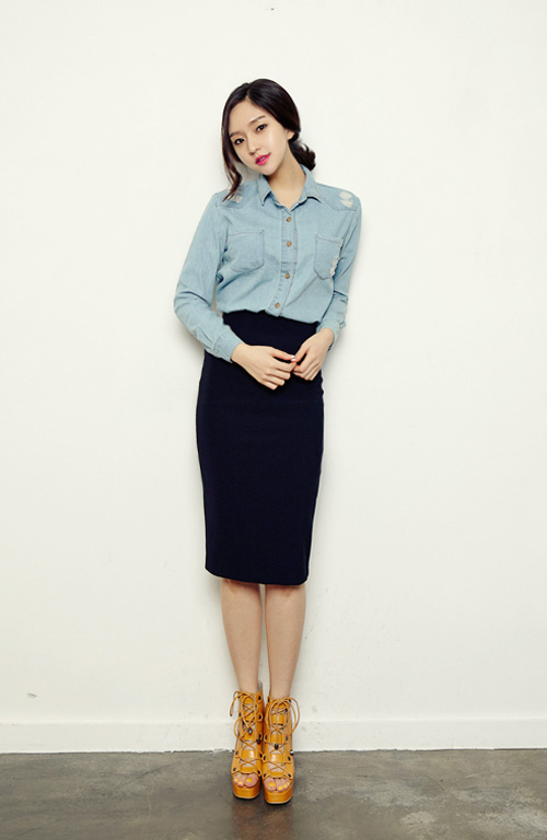 Gợi ý những style sành điệu cho nàng công sở tháng 11