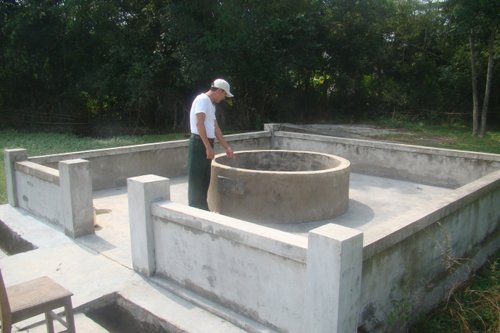 Bé gái 2 tháng tuổi tử vong ở giếng làng 1