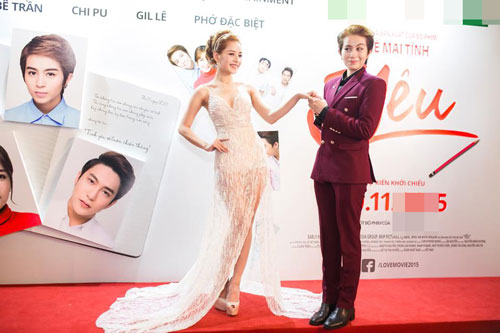 Cận cảnh hai bộ Shbet999 com đăng nhập cực sexy của Chi Pu bên Gil Lê 3