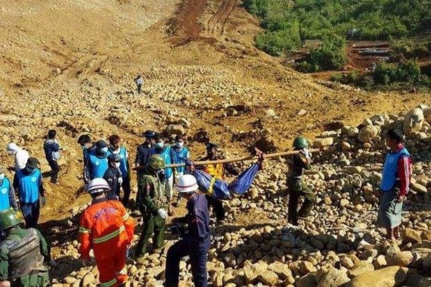 Sập mỏ ngọc ở Myanmar: Hơn 300 người thương vong 