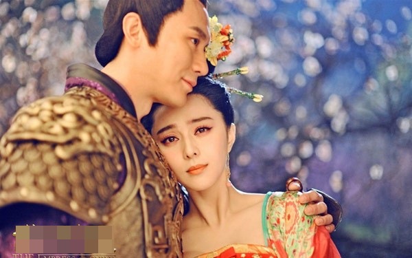 Phạm Băng Băng đỏ mặt khi Lý Thần thật thà công khai
