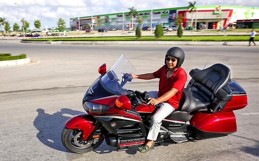 Honda Gold Wing phiên bản đặc biệt giá hơn 1 tỷ đồng