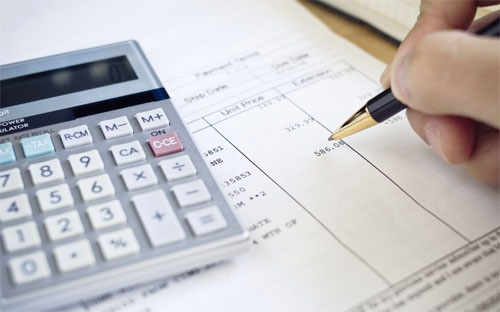 Hướng dẫn chị em cách săn hàng hiệu giảm giá hiệu quả nhất