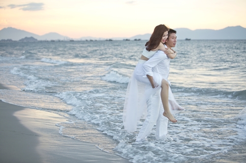 Hé lộ chân dung chồng đại gia của Á hậu Diễm Trang