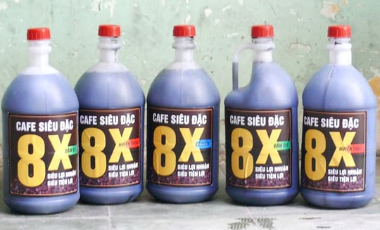 Cà phê siêu đặc đóng can