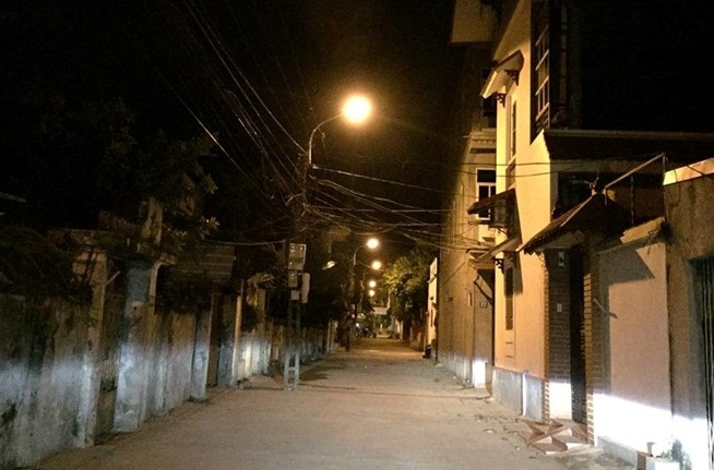 Đôi vợ chồng chết cháy với nhiều vết đâm trên người