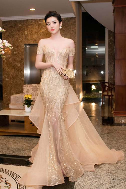 váy dạ hội Huyền My 5