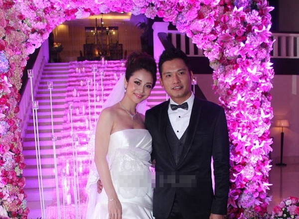https://www.phapluatplus.vn/diem-mat-nhung-nguoi-dep-trai-qua-2-lan-do-trong-showbiz-viet-d2263.html