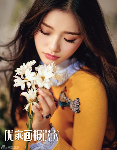 Vẻ đẹp mong manh đến ngẩn ngơ của