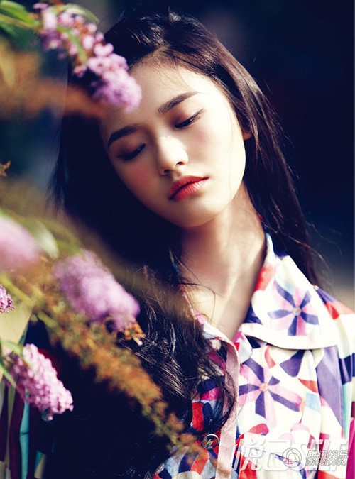 Vẻ đẹp mong manh đến ngẩn ngơ của