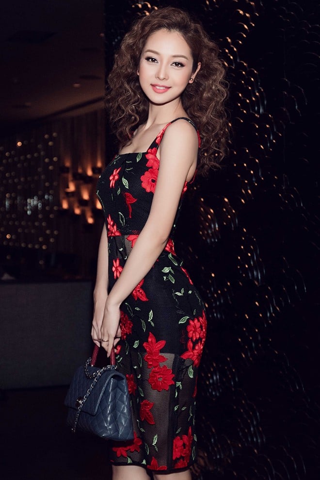 Huyền My lộng lẫy