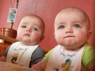 Hi hữu cặp sinh đôi nhưng khác cha tại Việt Nam