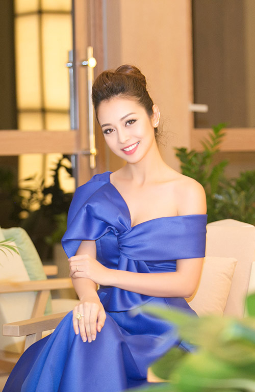 Jenifer Phạm-