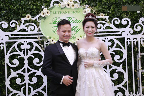 Quatrian shbet hiện đang mở của Á hậu Trà My