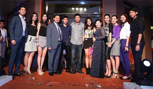 https://soha.vn/giai-tri/cuoc-song-dang-sau-su-giau-co-noi-tieng-cua-chi-em-nha-chong-ha-tang-20160325160732667.htm