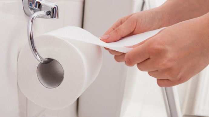 sai lầm khi dùng giấy vệ sinh