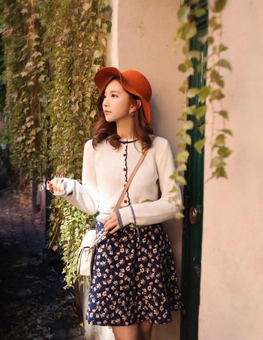 Cardigan ngắn thanh lịch tôn dáng quý cô công sở ngày giao mùa