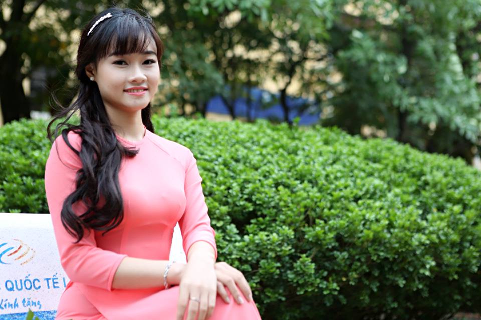 hoa khôi nhân văn 7