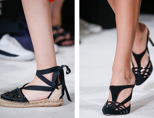 Những kiểu giày hot nhất từ sàn catwalk cho mùa xuân hè 2016