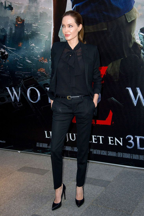 Tiết lộ bí quyết mặc đẹp đơn giản, quyến rũ như Angelina Jolie