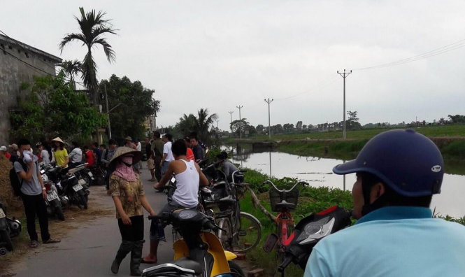 Vụ bé gái 11 tuổi bị hiếp rồi giết:Vệt máu chạy dài từ nhà ra sân