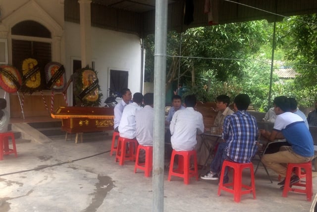 Nam thanh niên đoạt mạng cha ruột trong đêm rồi bỏ chạy