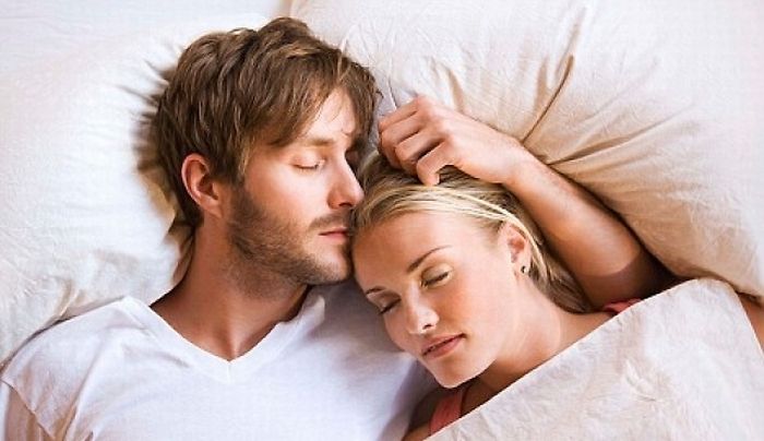 5 hành động “nhỏ xíu” giúp hâm lửa các cặp đôi lâu năm