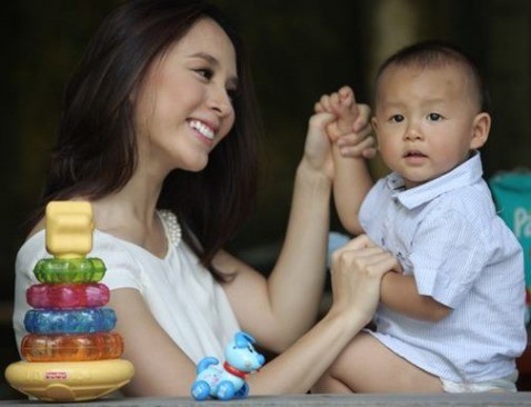 chồng á hậu thiên lý 1