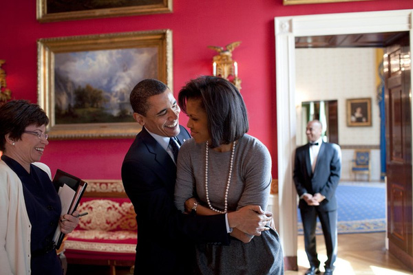 8 lý do khiến giới trẻ thế giới ‘phát cuồng’ Tổng thống Obama