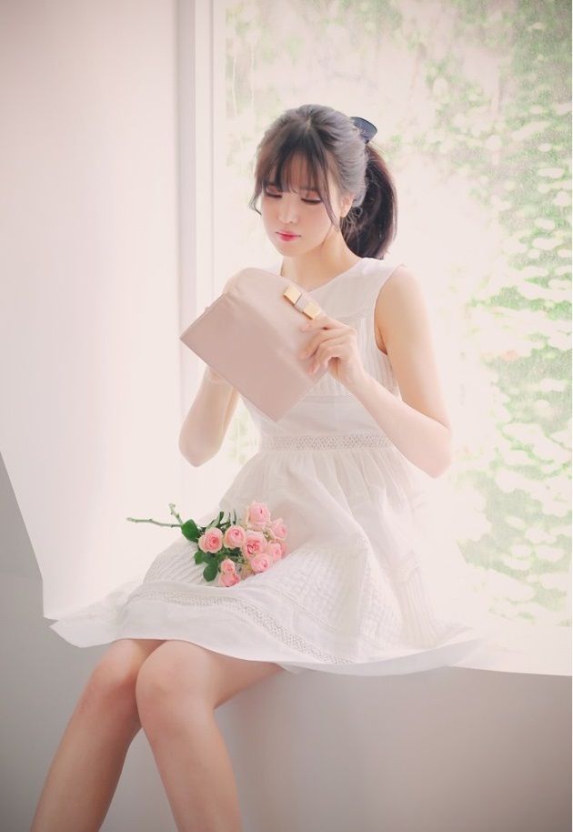 10 mẫu đầm xinh cho bạn gái tự tin tỏa sáng trong nắng hè
