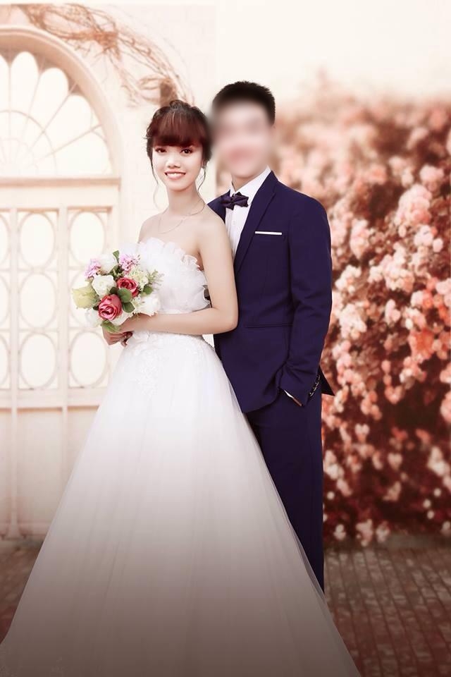 Chú rể mất vì tai nạn giao thông, cô dâu một mình làm lễ cưới