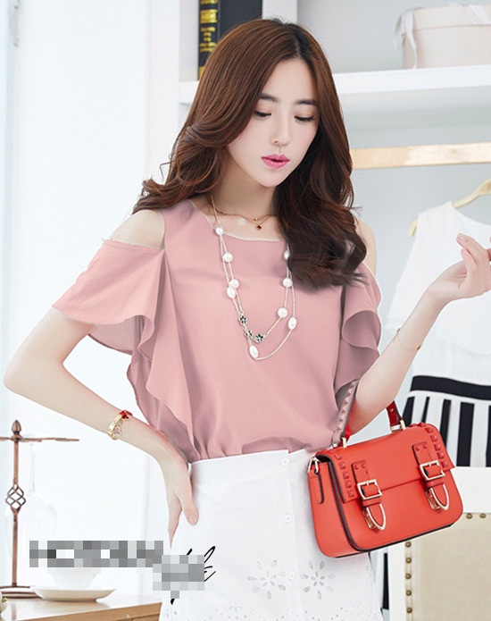 Mốt áo rớt vai gợi cảm khuấy động thời trang hè 2016