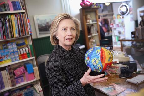 Bà Hillary Clinton là người phụ nữ quyền lực thứ 2 trên thế giới