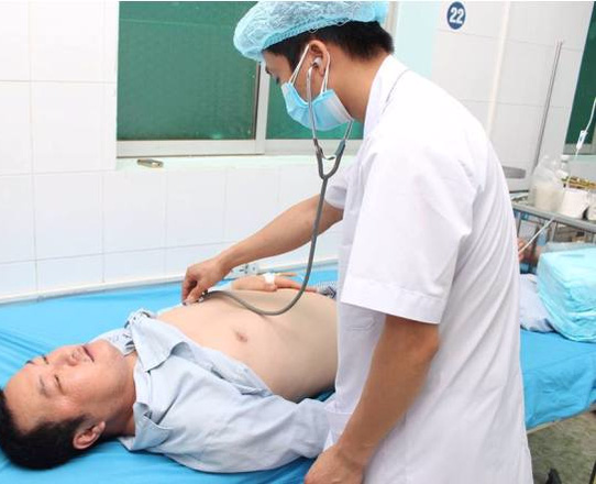 Ăn rau hoa chuông, 5 người nhập viện vì ngộ độc