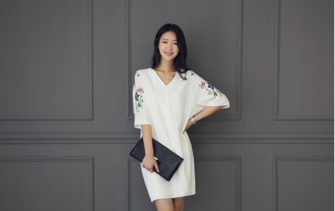 Đầm suông thanh lịch mới nhất hè 2016 cho quý cô công sở U40