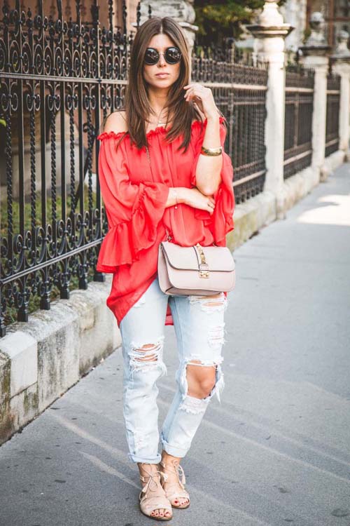 7 cách phối đồ cực chất với quần jean rách như fashionista