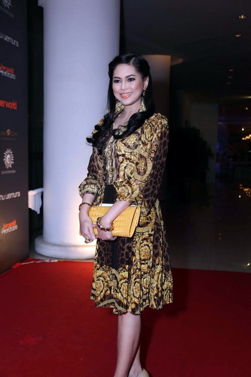nẹ chồng tăng thanh hà