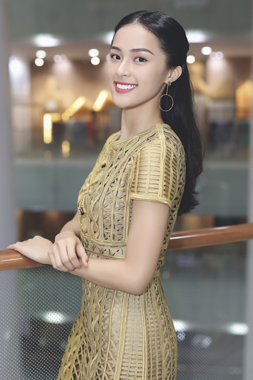 Hạ Vi gây