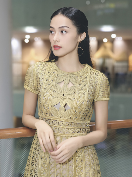 Hạ Vi gây
