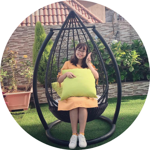Chiếc xe tải chỉ còn hơn 300 thùng bia sót lại.