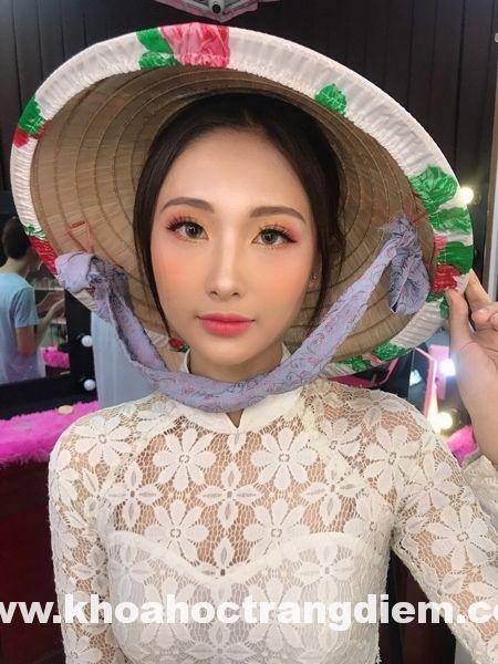 Mô tả ảnh.