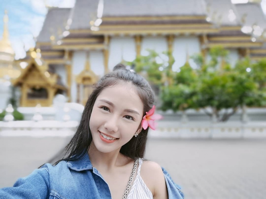 Một số người đã khiếu nại khiến ban lãnh đạo bệnh viện đã quyết định cho cô thôi việc