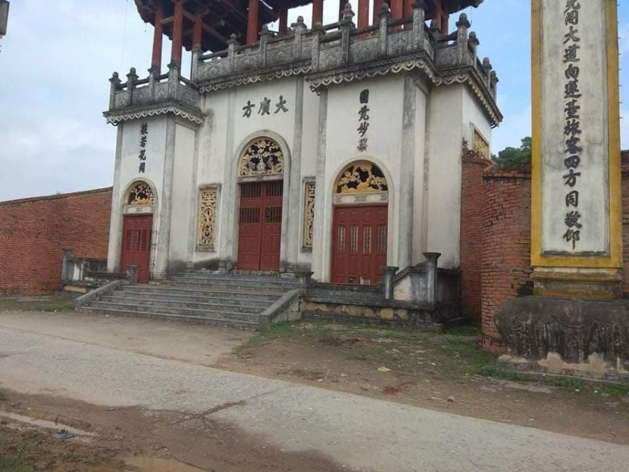 Cổng chùa Mỹ Cụ, nơi xảy ra vụ xô xát dẫn đến chết người. Ảnh: Linh Sơn.